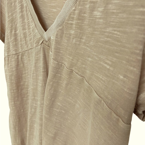 Vintage O’Neill 100% Cotton T Shirt in a light Desert Sand shade (Size Medium) - Picture 2 of 10